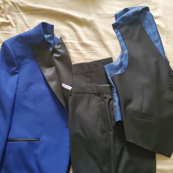 Custom Tailor made Tux/ - Picture 3 of 10